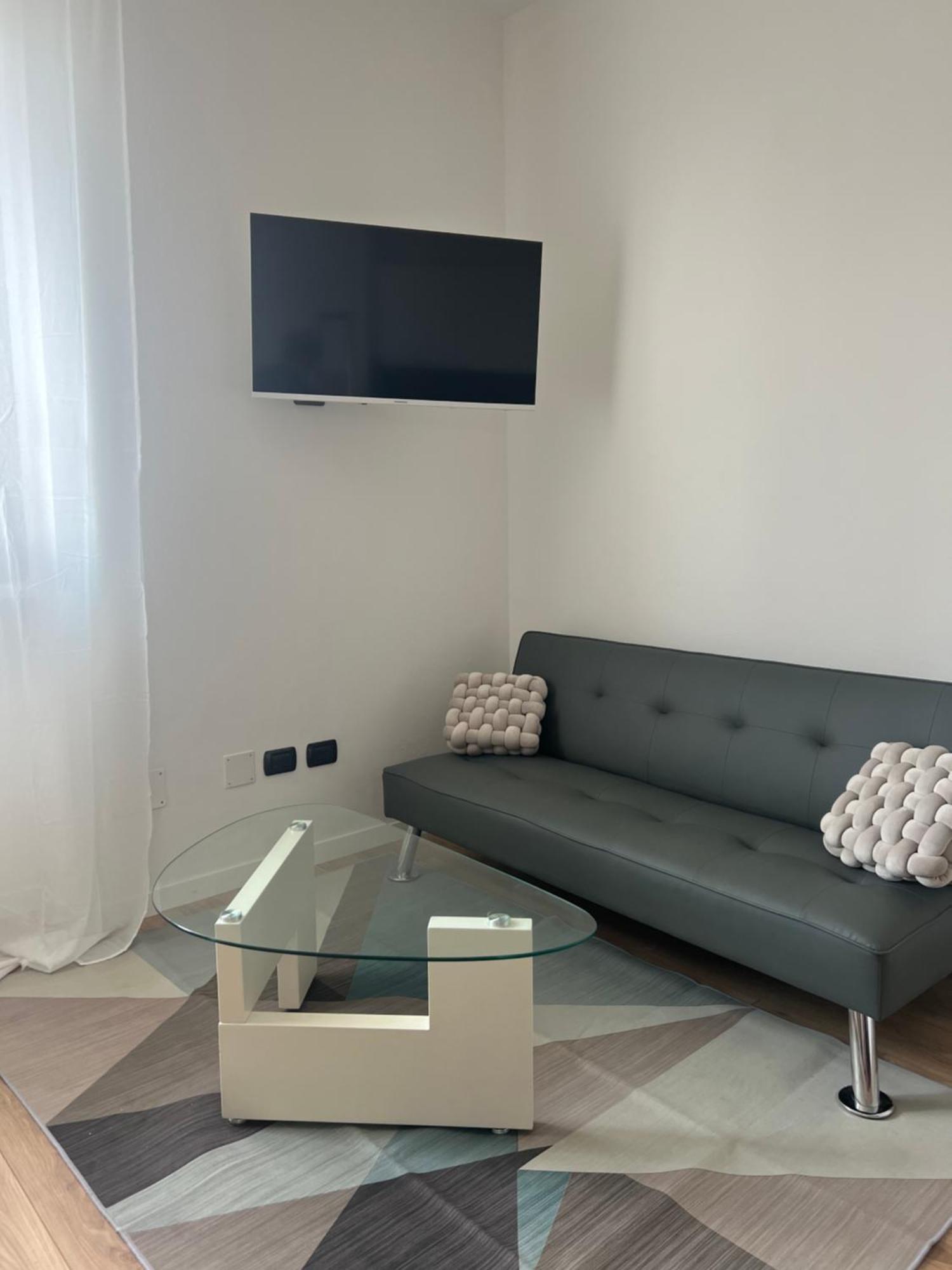 Monolocale Ovidio Aparthotel Milánó Kültér fotó